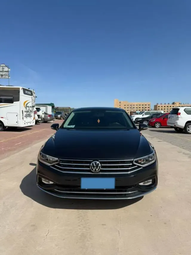 2020 Volkswagen Magotan 1.4T 150HP L4 7DCT,autocango,china used car exporter,china ev exporter,chinese used car exporter,chinese used ev exporter