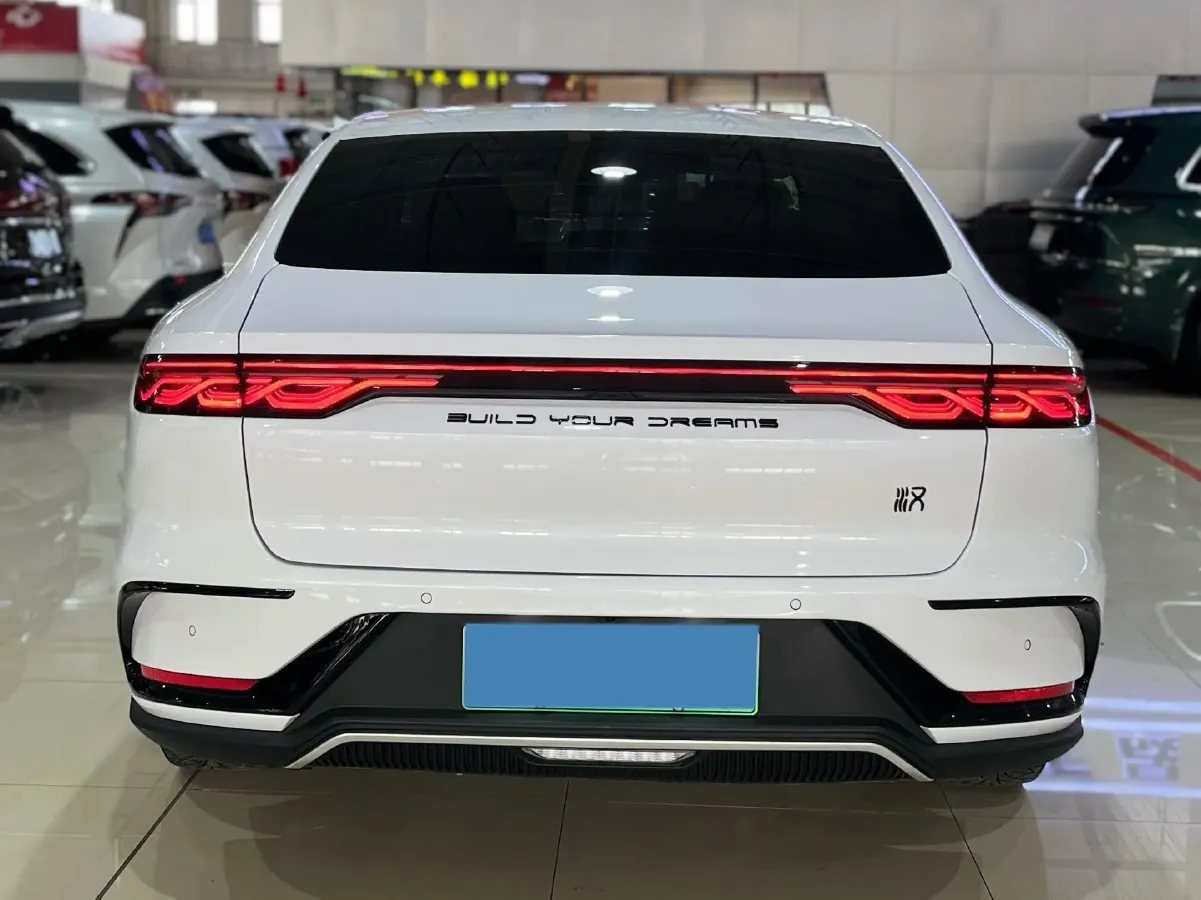 2022 Volkswagen Tiguan L 2.0T 186HP L4 7DCT,autocango,china used car exporter,china ev exporter,chinese used car exporter,chinese used ev exporter