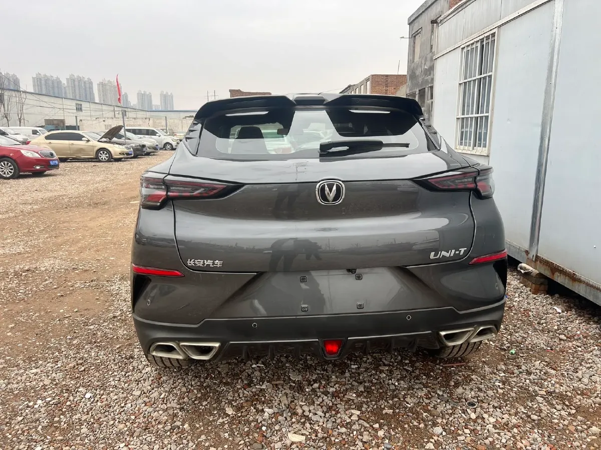 2020 ChangAn UNI-T 1.5T 180HP L4 7DCT,autocango,china used car exporter,china ev exporter,chinese used car exporter,chinese used ev exporter