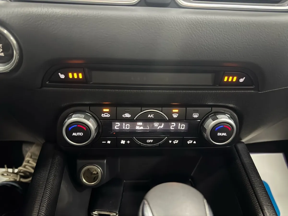 2022 MAXUS XinTu V90 2.0T 150HP L4 6AT,autocango,china used car exporter,china ev exporter,chinese used car exporter,chinese used ev exporter