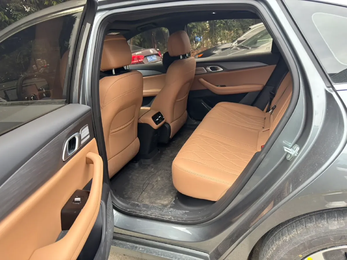 2025 Geely Galaxy A7 1.5L 112HP L4 1DHT PHEV,autocango,china used car exporter,china ev exporter,chinese used car exporter,chinese used ev exporter