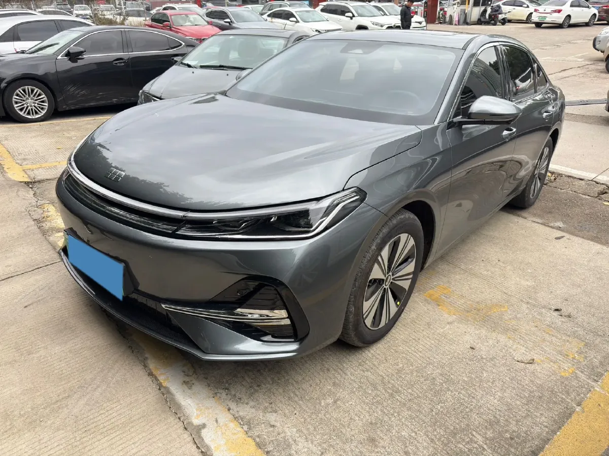 2025 Geely Galaxy A7 1.5L 112HP L4 1DHT PHEV,autocango,china used car exporter,china ev exporter,chinese used car exporter,chinese used ev exporter
