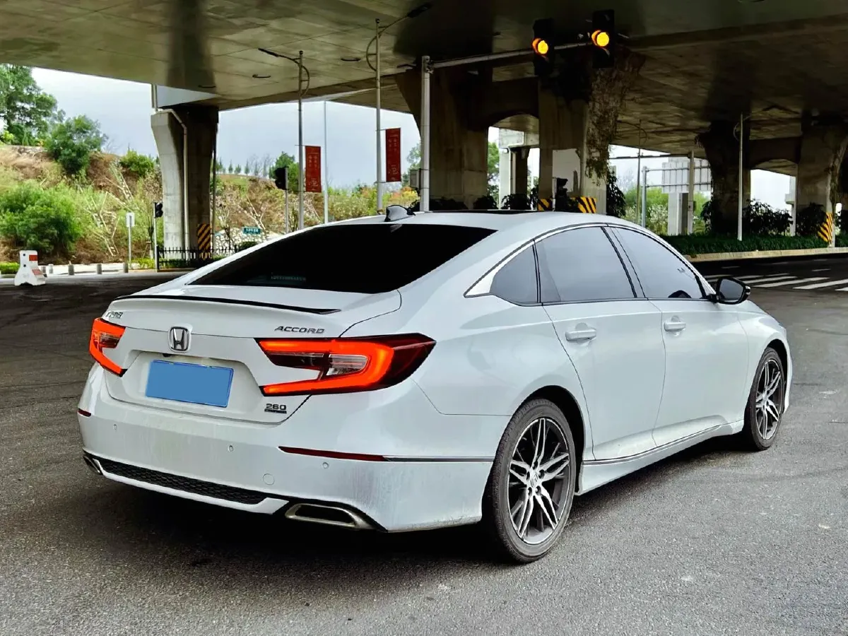 2022 Honda Accord 1.5T 194HP L4 CVT,autocango,china used car exporter,china ev exporter,chinese used car exporter,chinese used ev exporter
