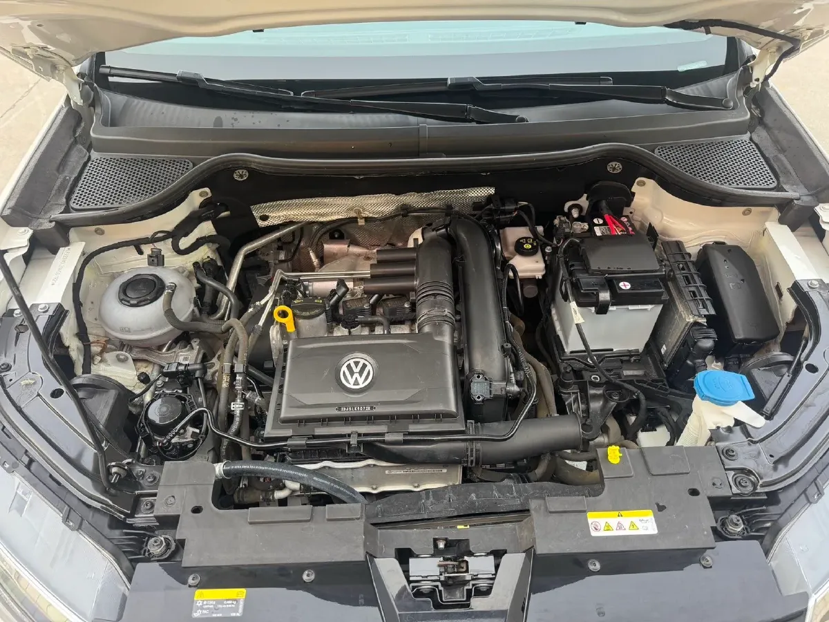 2022 Jetta VS5 1.4T 150HP L4 5MT,autocango,china used car exporter,china ev exporter,chinese used car exporter,chinese used ev exporter