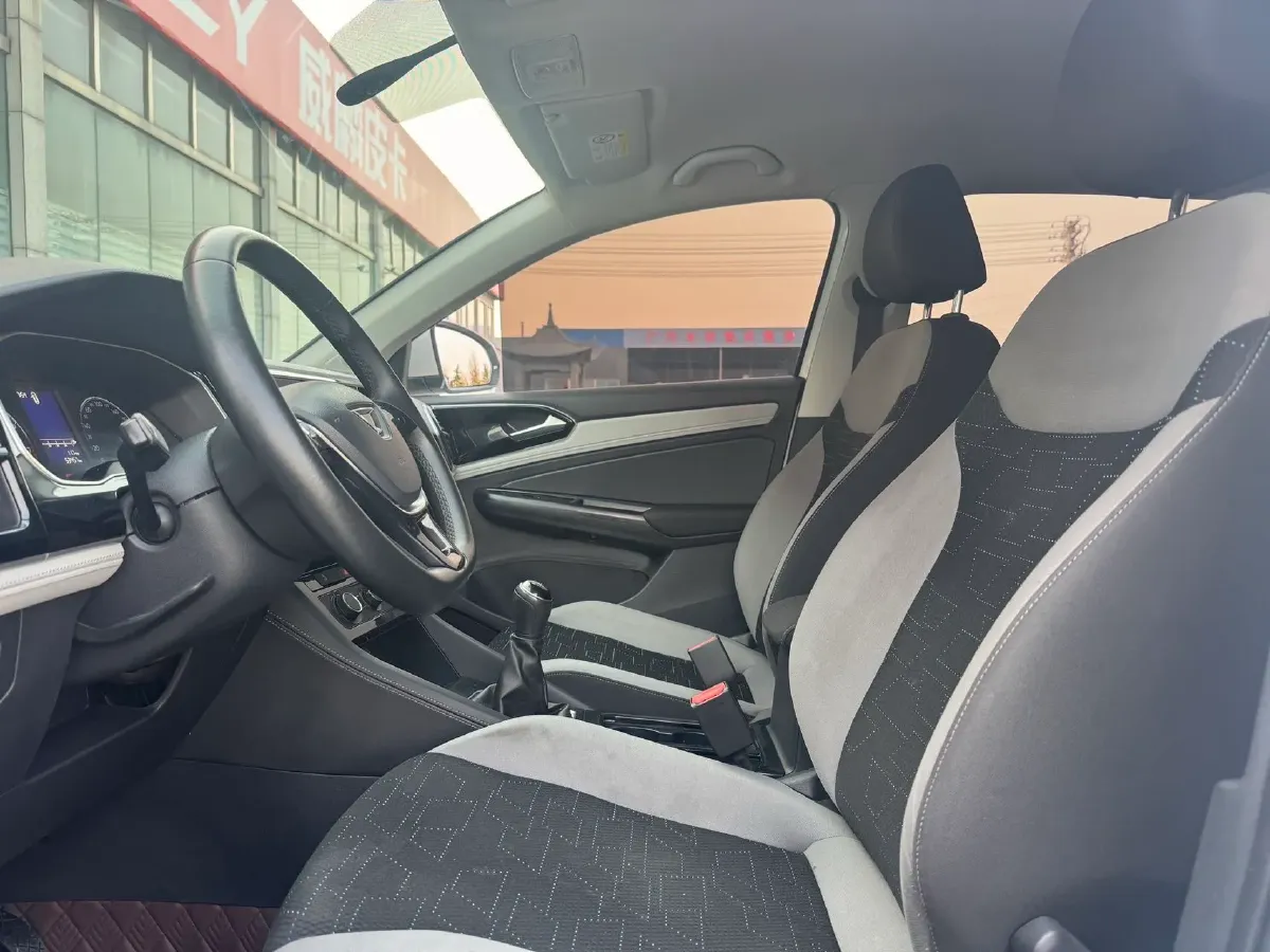 2022 Jetta VS5 1.4T 150HP L4 5MT,autocango,china used car exporter,china ev exporter,chinese used car exporter,chinese used ev exporter