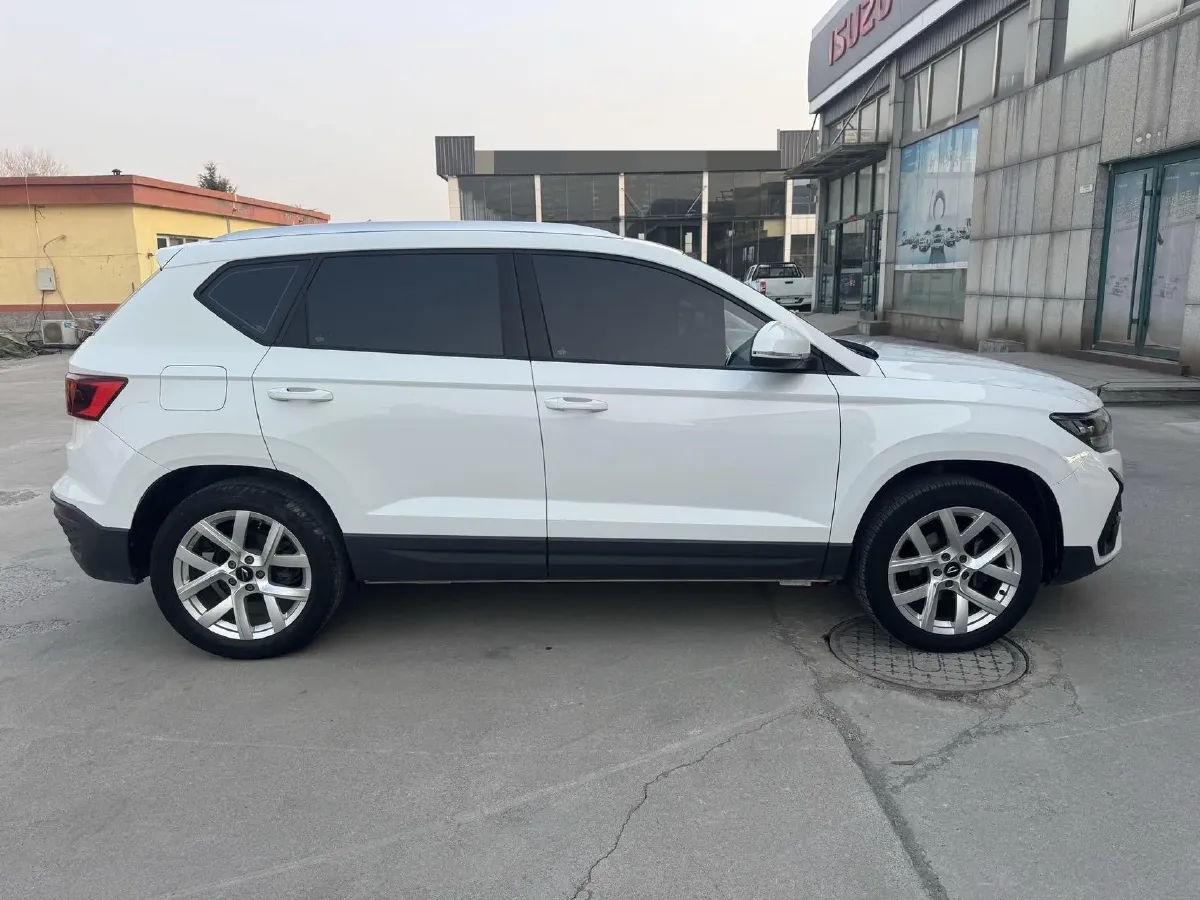 2022 Jetta VS5 1.4T 150HP L4 5MT,autocango,china used car exporter,china ev exporter,chinese used car exporter,chinese used ev exporter