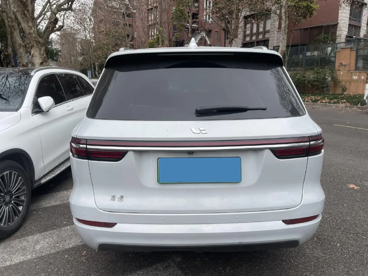 2021 Li ONE Range Extended 131HP REEV 40.5KWH,autocango,china used car exporter,china ev exporter,chinese used car exporter,chinese used ev exporter