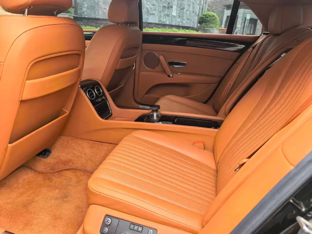 2017 Bentley Flying Spur 4.0T 507HP V8 8AT,autocango,china used car exporter,china ev exporter,chinese used car exporter,chinese used ev exporter