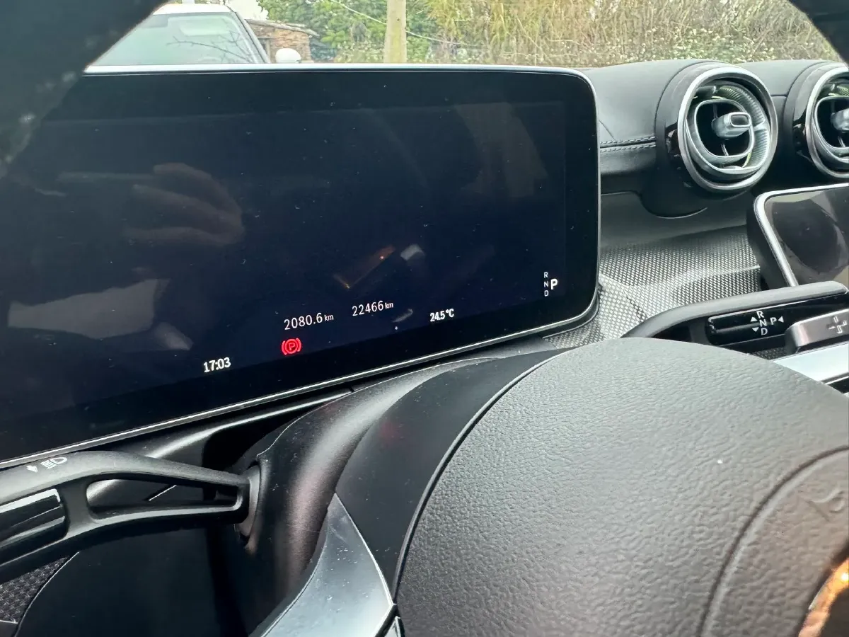 2023 Mercedes-Benz C Class 2.0T 204HP L4 9AT PHEV 25.4KWH,autocango,china used car exporter,china ev exporter,chinese used car exporter,chinese used ev exporter