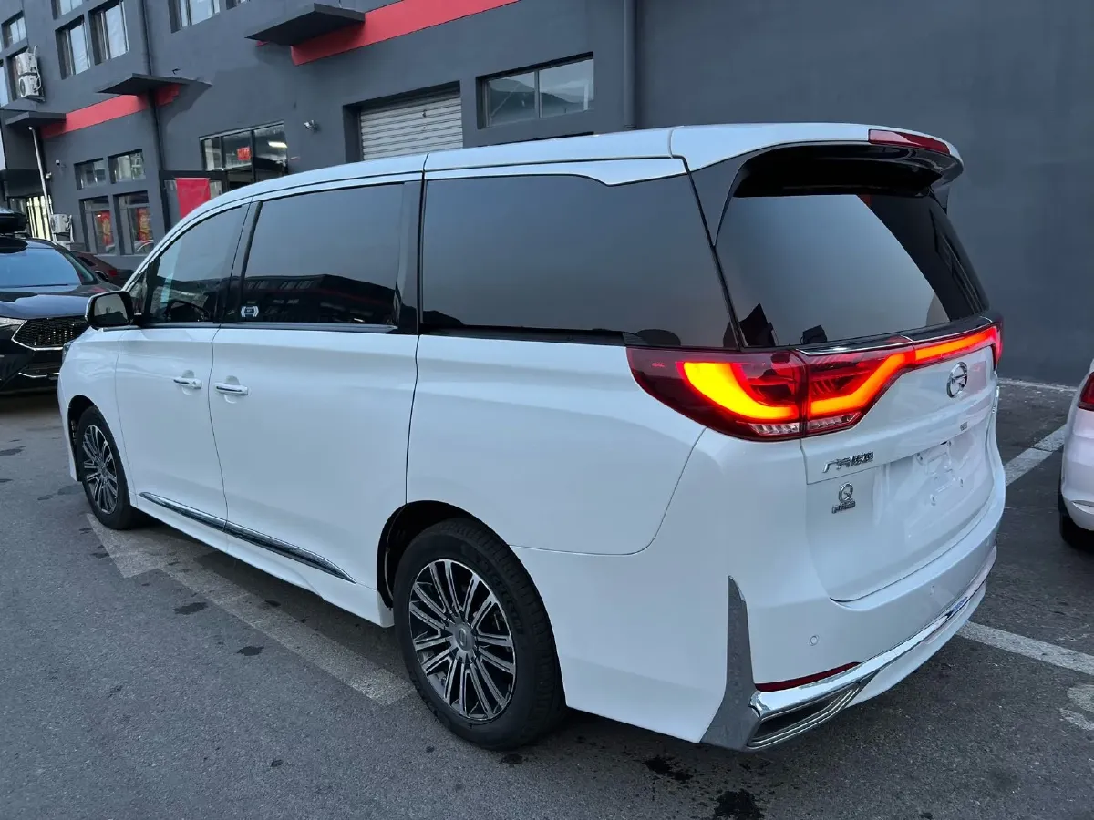 2023 GAC Trumpchi M8 2.0T 252HP L4 8AT,autocango,china used car exporter,china ev exporter,chinese used car exporter,chinese used ev exporter