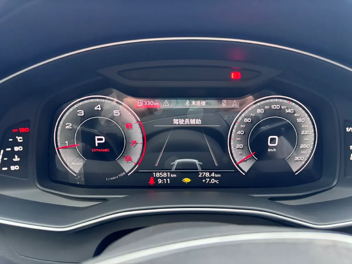 2023 Audi A6L 2.0T 190HP L4 7DCT,autocango,china used car exporter,china ev exporter,chinese used car exporter,chinese used ev exporter