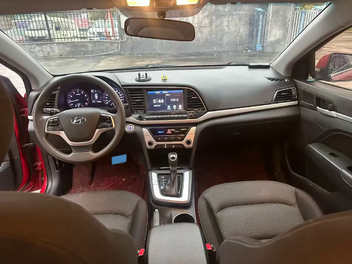 2016 Hyundai Elantra 1.6L 130HP L4 6AT,autocango,china used car exporter,china ev exporter,chinese used car exporter,chinese used ev exporter