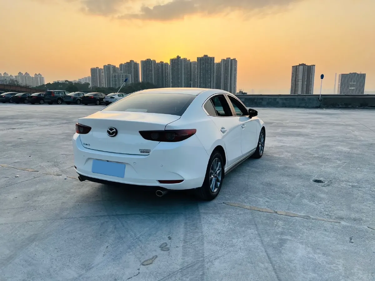 2021 Mazda 3 Axela 1.5L 117HP L4 6AT,autocango,china used car exporter,china ev exporter,chinese used car exporter,chinese used ev exporter
