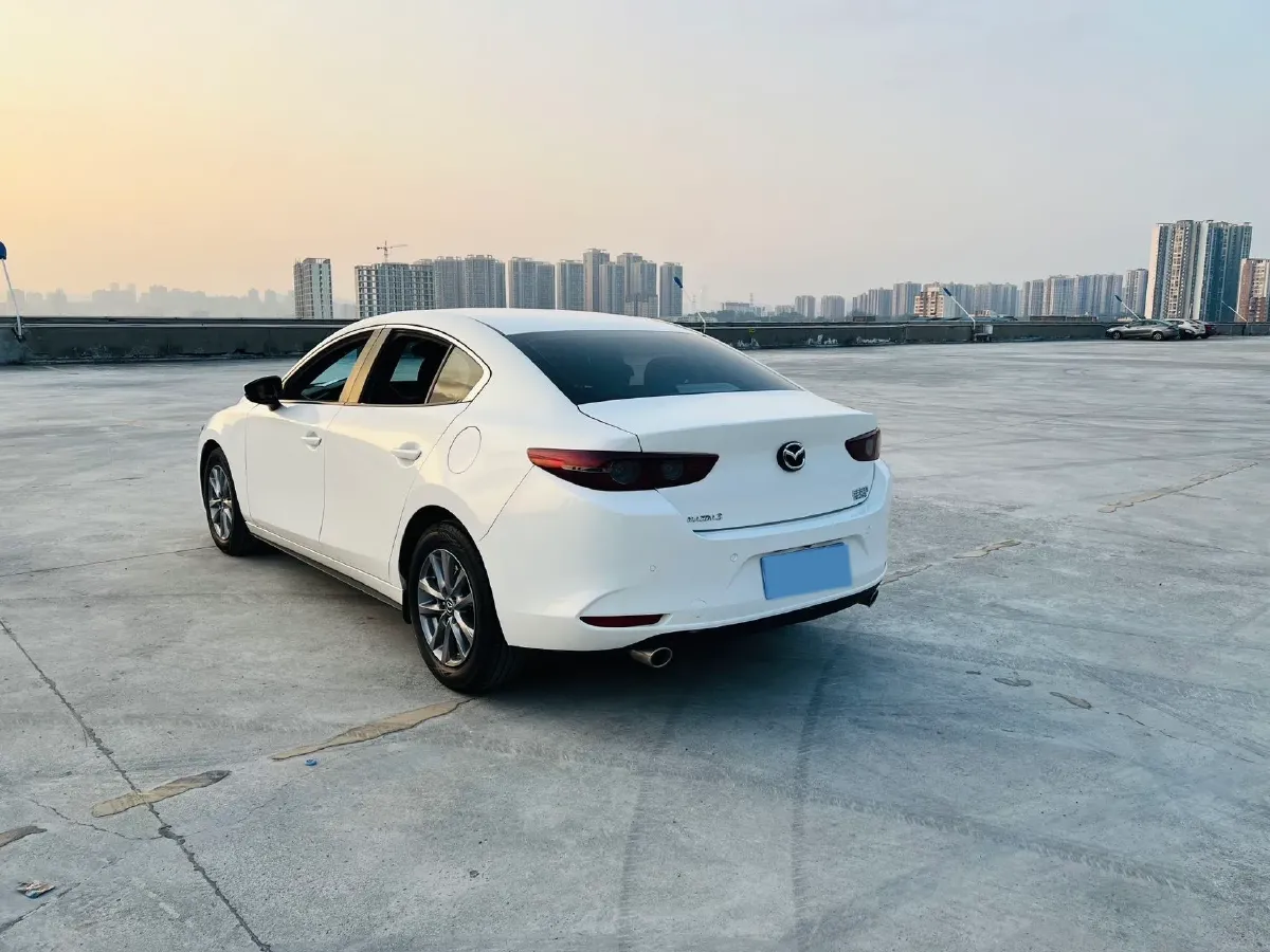 2021 Mazda 3 Axela 1.5L 117HP L4 6AT,autocango,china used car exporter,china ev exporter,chinese used car exporter,chinese used ev exporter