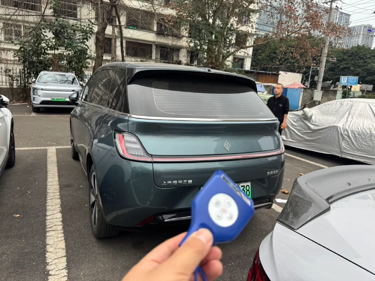 2023 BaoJun Cloud BEV 50.6KWH,autocango,china used car exporter,china ev exporter,chinese used car exporter,chinese used ev exporter