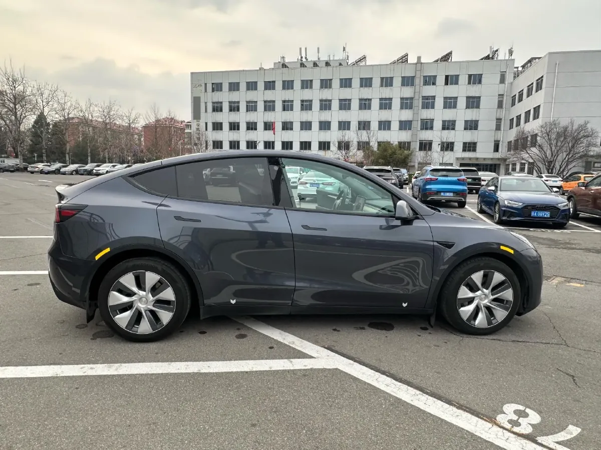 2022 Tesla Model Y BEV 60KWH,autocango,china used car exporter,china ev exporter,chinese used car exporter,chinese used ev exporter