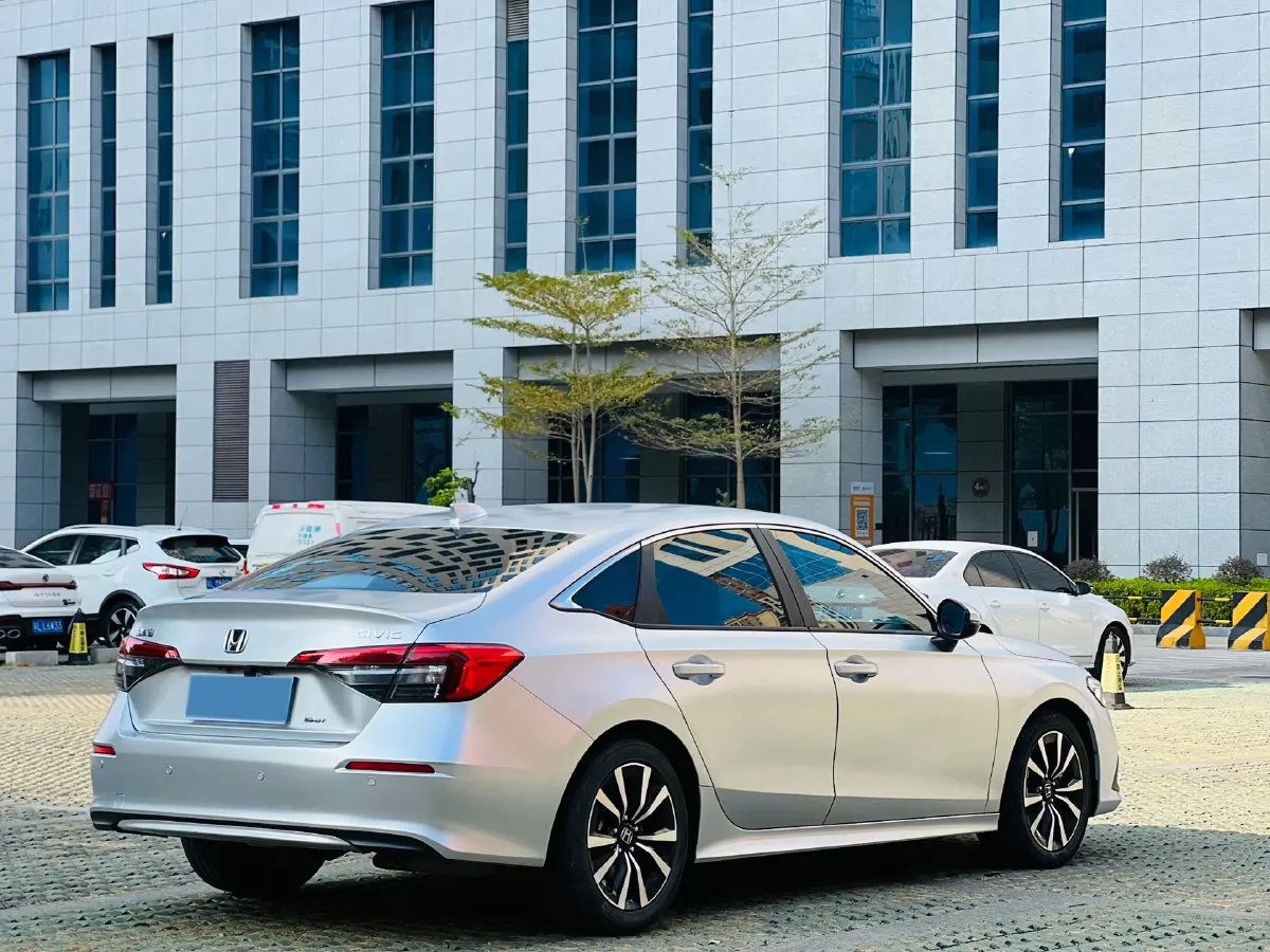 2023 Honda Civic 2.0L 143HP L4 E-CVT Hybrid,autocango,china used car exporter,china ev exporter,chinese used car exporter,chinese used ev exporter