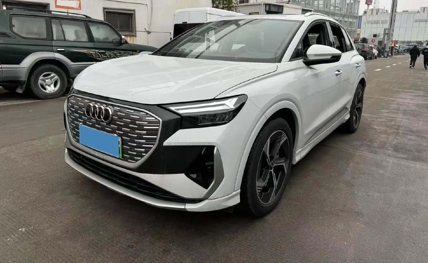 2024 Audi Q4 e-tron BEV 84.8KWH,autocango,china used car exporter,china ev exporter,chinese used car exporter,chinese used ev exporter