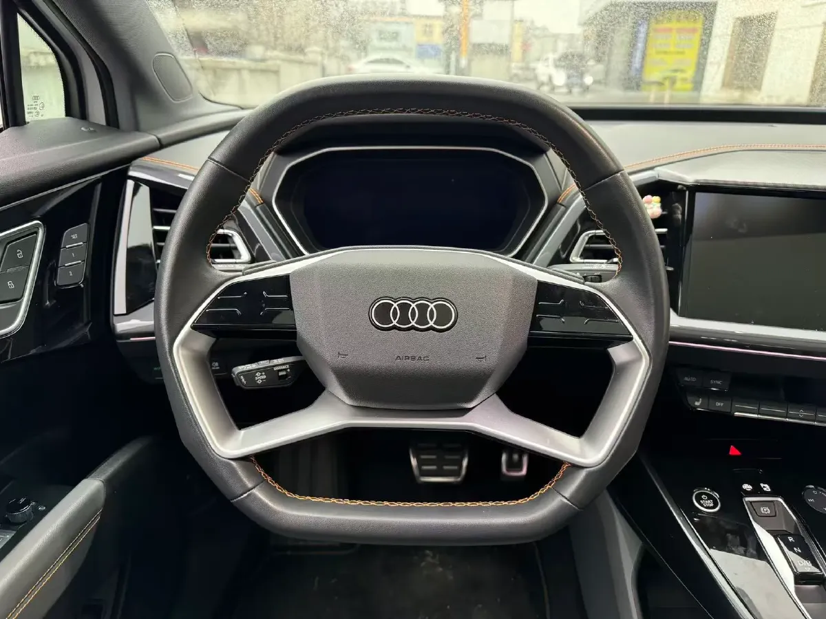 2024 Audi Q4 e-tron BEV 84.8KWH,autocango,china used car exporter,china ev exporter,chinese used car exporter,chinese used ev exporter