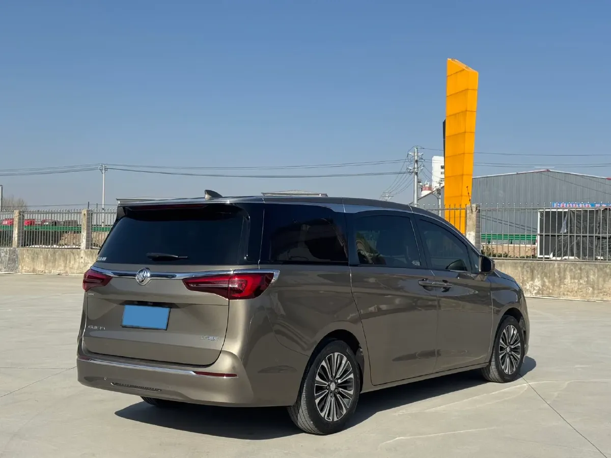 2021 Buick GL8 2.0T 237HP L4 9AT,autocango,china used car exporter,china ev exporter,chinese used car exporter,chinese used ev exporter