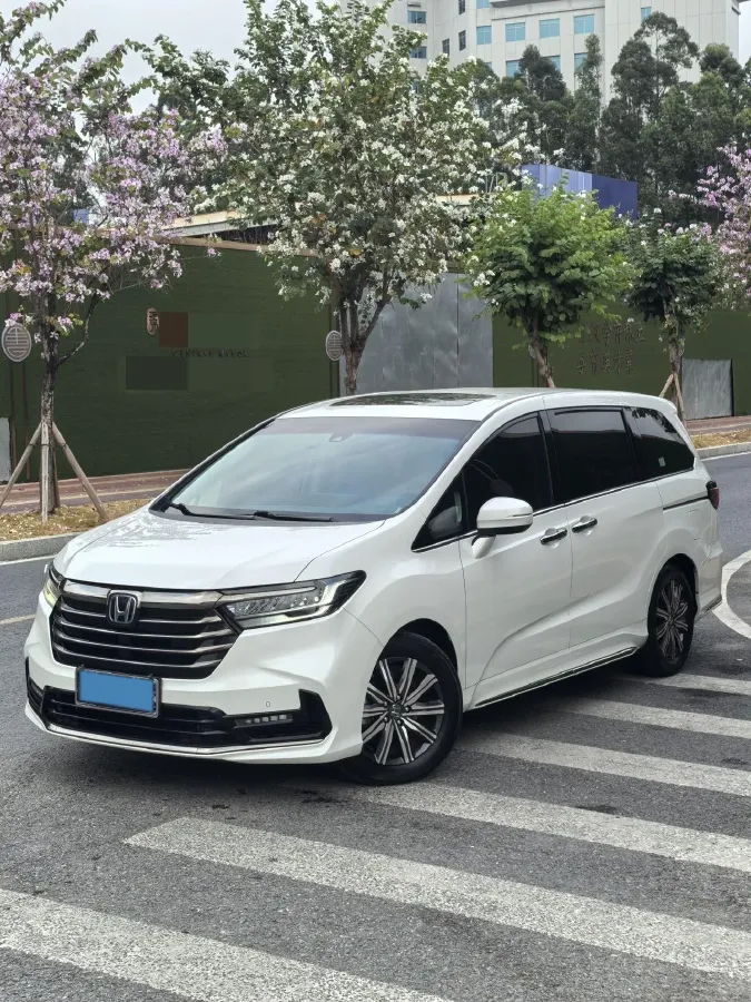 2022 Honda Odyssey 2.0L 146HP L4 E-CVT Hybrid,autocango,china used car exporter,china ev exporter,chinese used car exporter,chinese used ev exporter