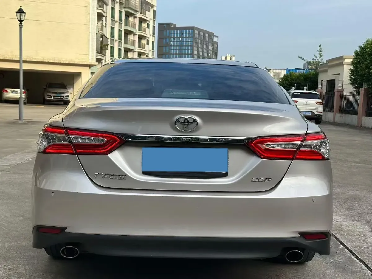 2019 Toyota Camry 2.5L 209HP L4 8AT,autocango,china used car exporter,china ev exporter,chinese used car exporter,chinese used ev exporter