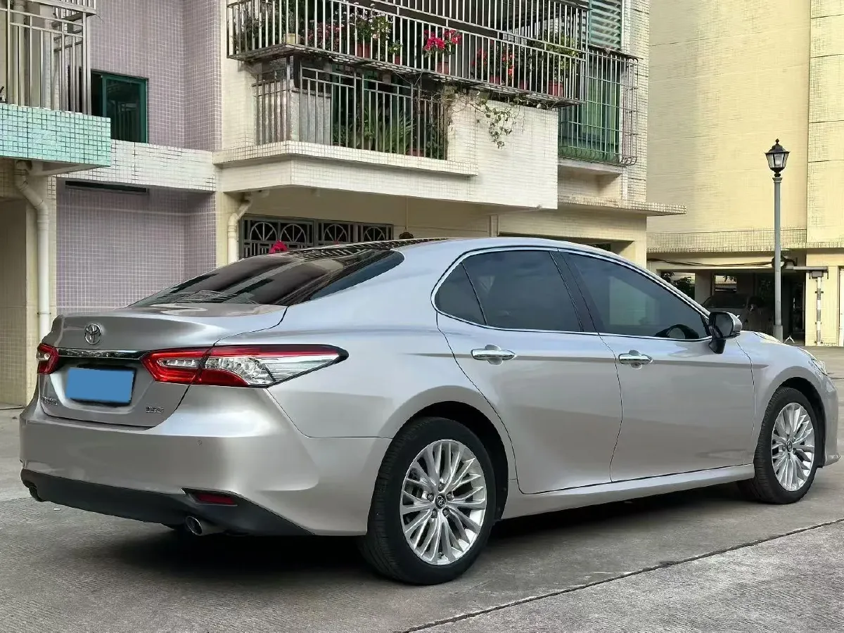 2019 Toyota Camry 2.5L 209HP L4 8AT,autocango,china used car exporter,china ev exporter,chinese used car exporter,chinese used ev exporter