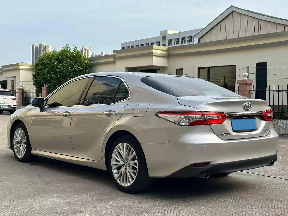 2019 Toyota Camry 2.5L 209HP L4 8AT,autocango,china used car exporter,china ev exporter,chinese used car exporter,chinese used ev exporter