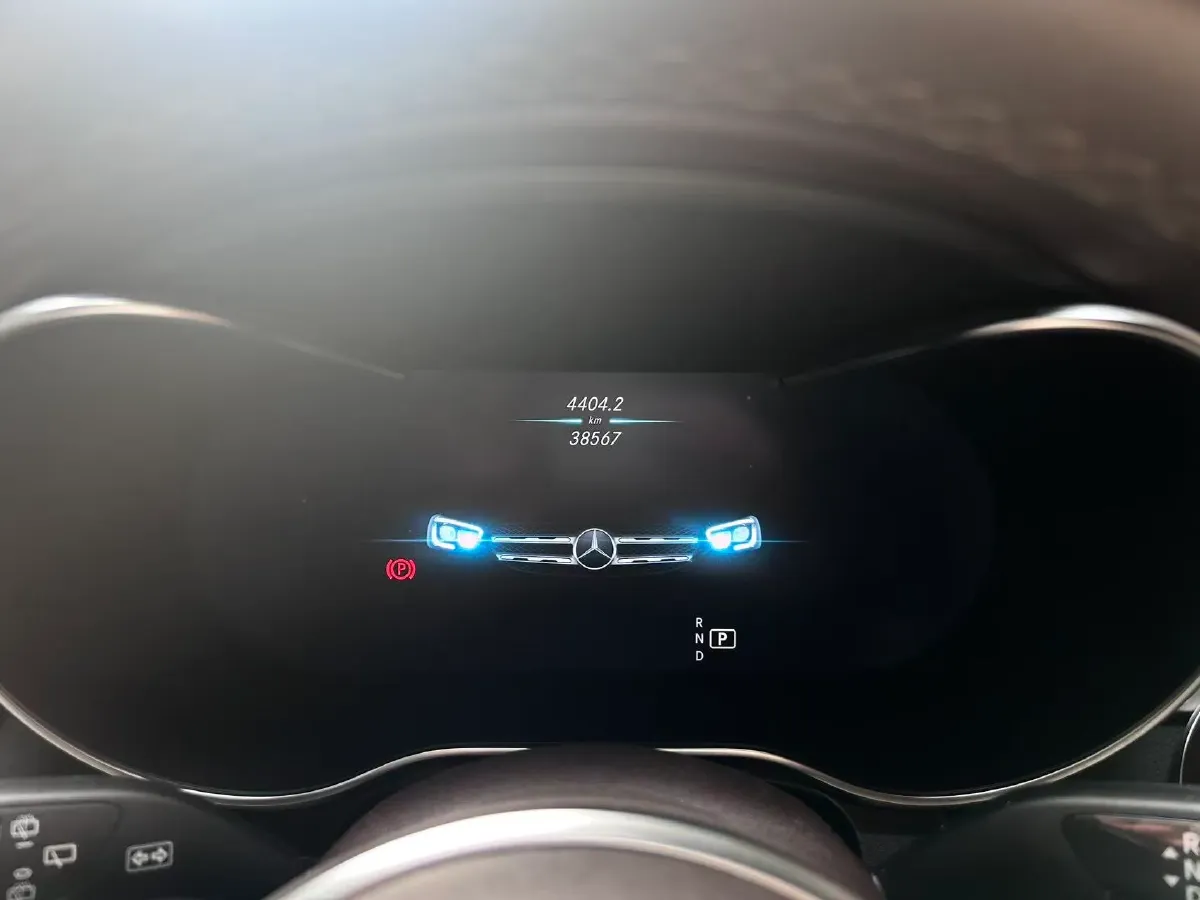 2022 Mercedes-Benz GLC Class 2.0T 258HP L4 9AT,autocango,china used car exporter,china ev exporter,chinese used car exporter,chinese used ev exporter