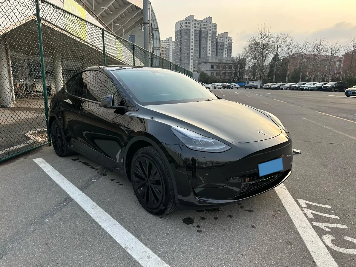 2022 Tesla Model Y BEV 60KWH,autocango,china used car exporter,china ev exporter,chinese used car exporter,chinese used ev exporter