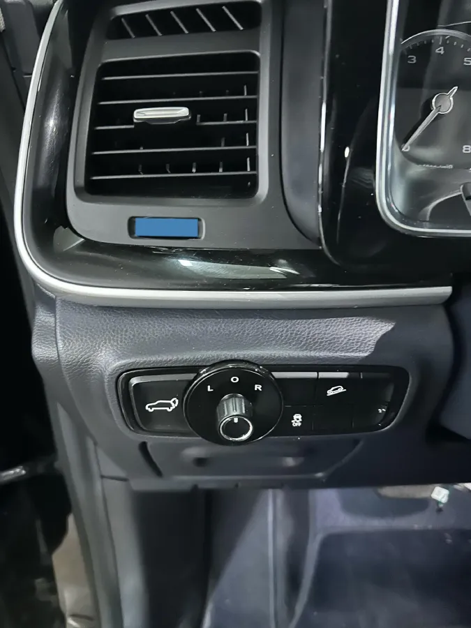 2021 GAC Trumpchi M8 2.0T 252HP L4 8AT,autocango,china used car exporter,china ev exporter,chinese used car exporter,chinese used ev exporter