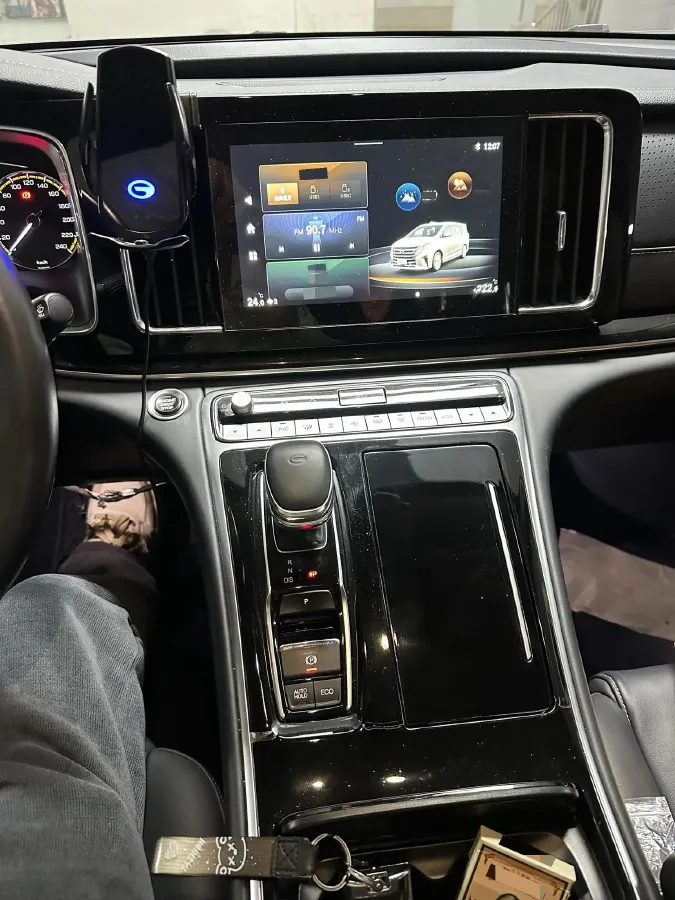 2021 GAC Trumpchi M8 2.0T 252HP L4 8AT,autocango,china used car exporter,china ev exporter,chinese used car exporter,chinese used ev exporter