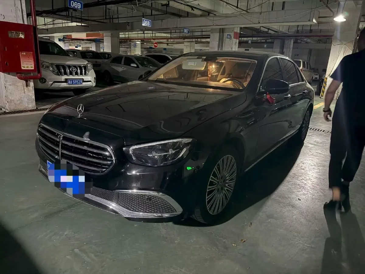 2023 Mercedes-Benz E Class 2.0T 258HP L4 9AT,autocango,china used car exporter,china ev exporter,chinese used car exporter,chinese used ev exporter