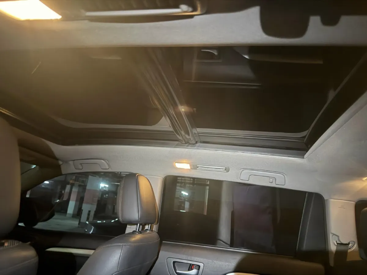 2018 Toyota Highlander 2.0T 220HP L4 6AT,autocango,china used car exporter,china ev exporter,chinese used car exporter,chinese used ev exporter