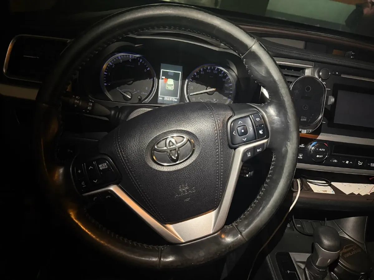 2018 Toyota Highlander 2.0T 220HP L4 6AT,autocango,china used car exporter,china ev exporter,chinese used car exporter,chinese used ev exporter