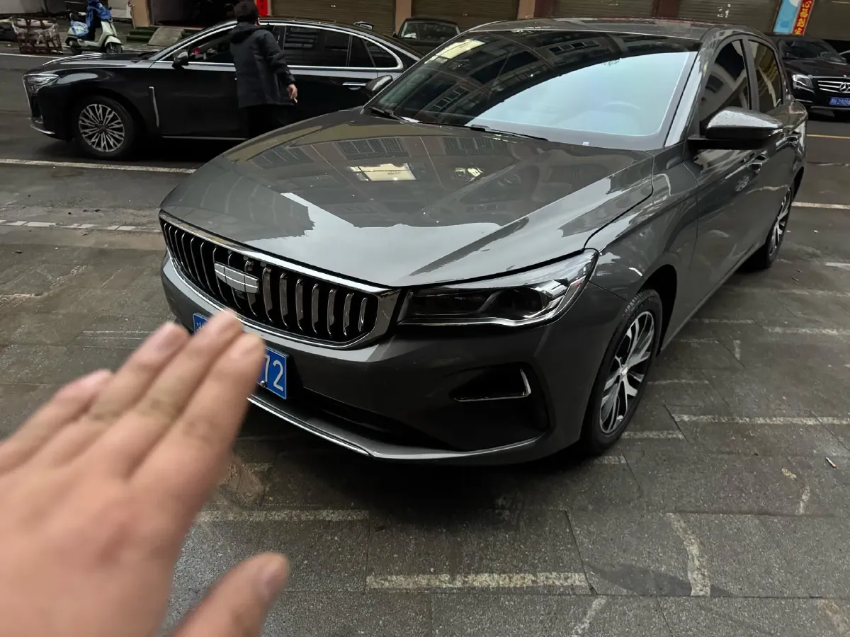 2025 Geely Emgrand 1.5L 127HP L4 5MT,autocango,china used car exporter,china ev exporter,chinese used car exporter,chinese used ev exporter