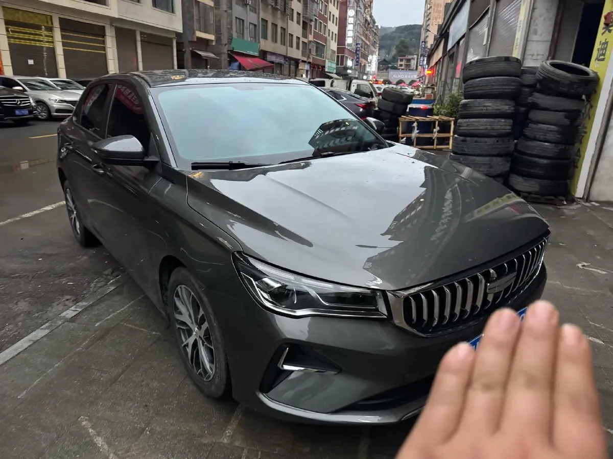 2025 Geely Emgrand 1.5L 127HP L4 5MT,autocango,china used car exporter,china ev exporter,chinese used car exporter,chinese used ev exporter