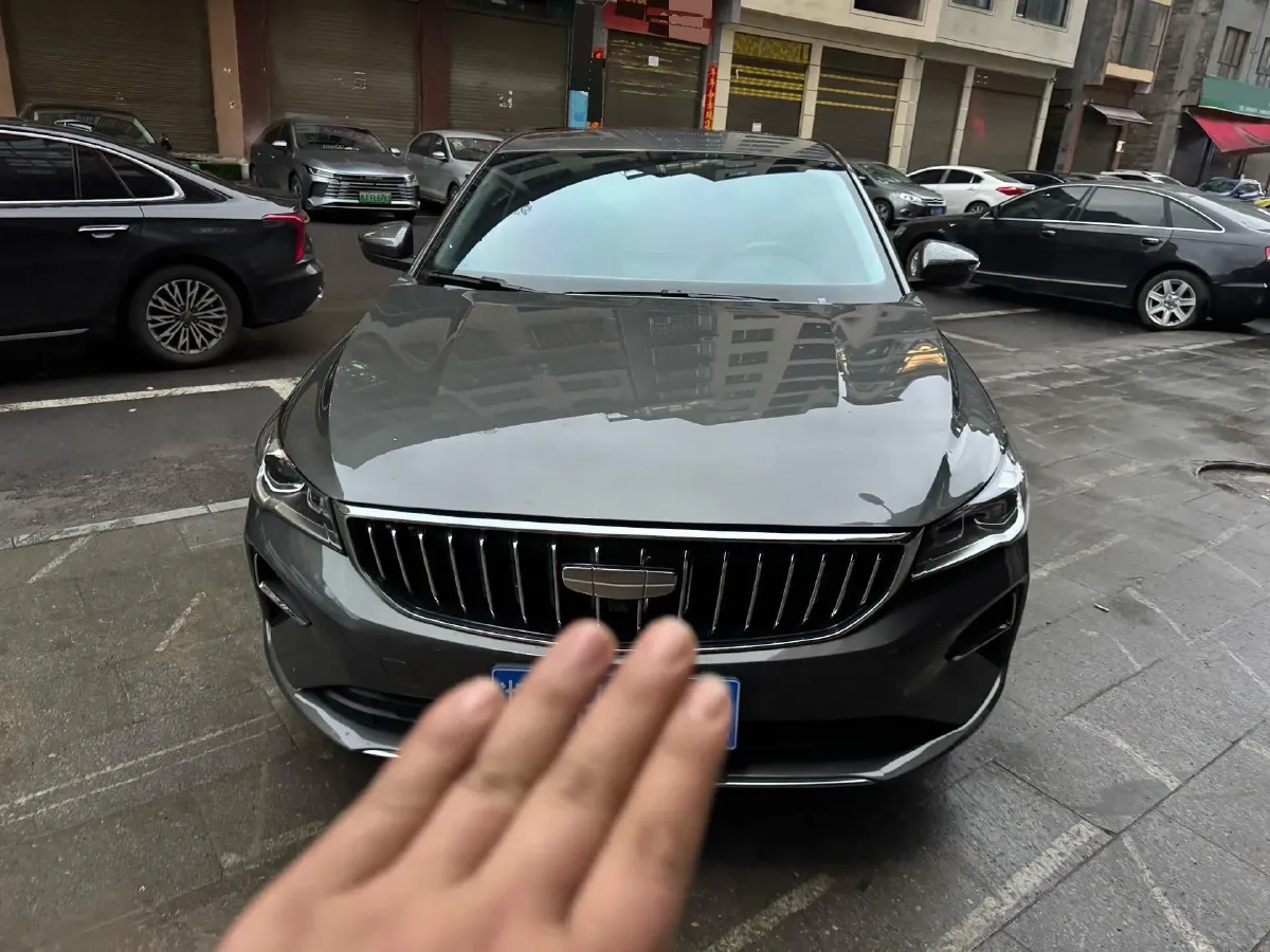 2025 Geely Emgrand 1.5L 127HP L4 5MT,autocango,china used car exporter,china ev exporter,chinese used car exporter,chinese used ev exporter