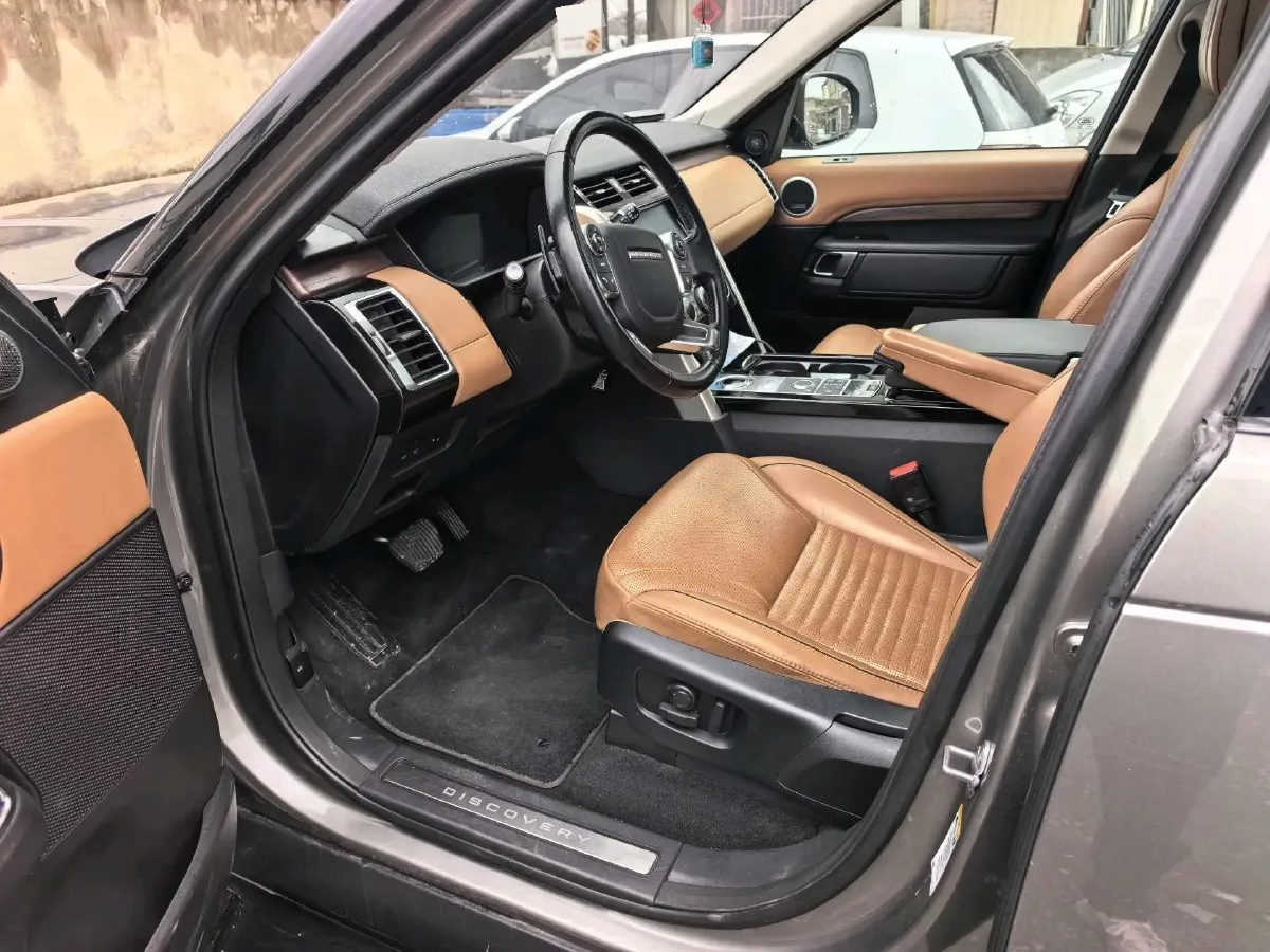 2017 Land Rover Discovery 3.0T 340HP V6 8AT,autocango,china used car exporter,china ev exporter,chinese used car exporter,chinese used ev exporter