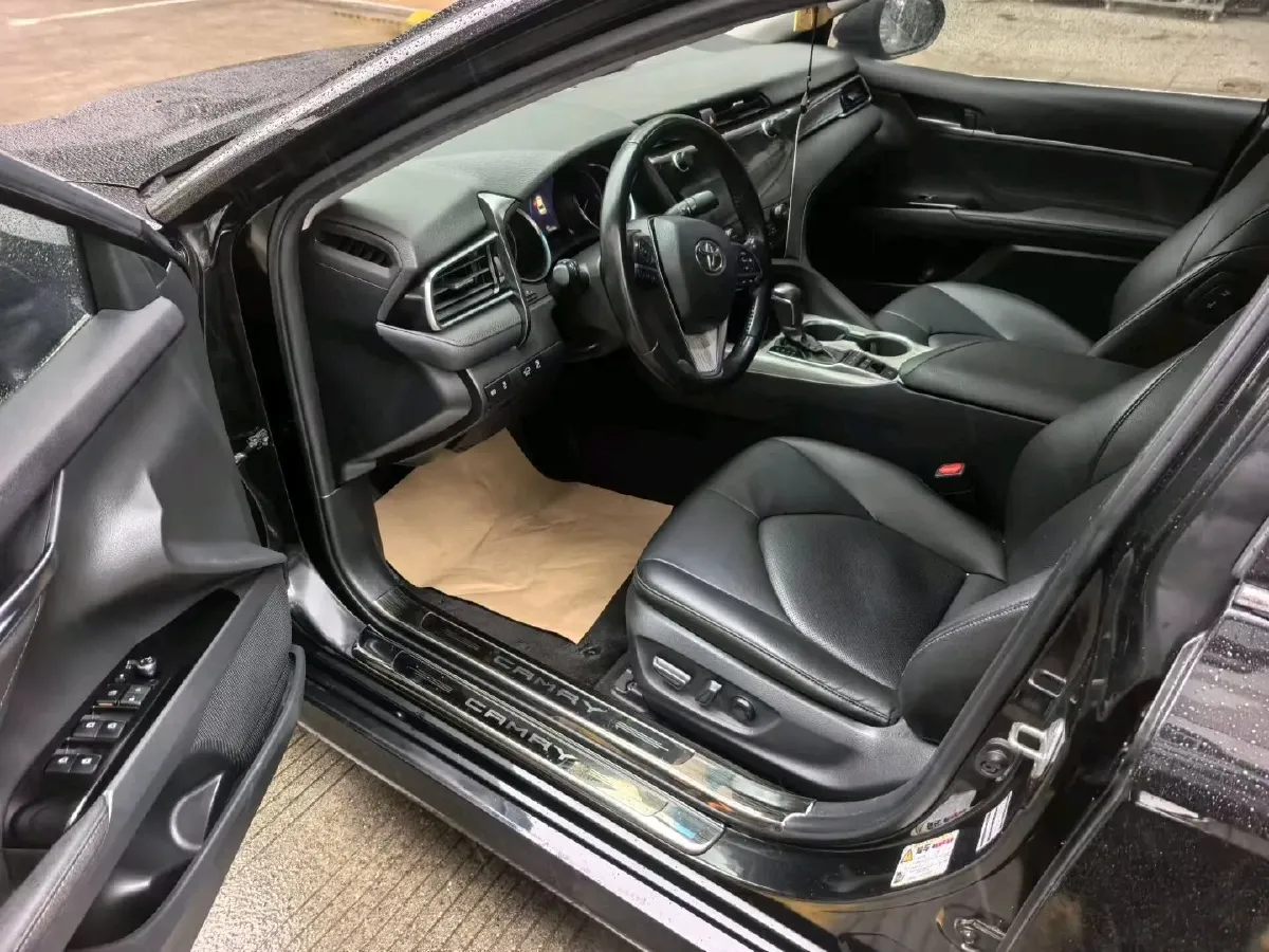 2019 Toyota Camry 2.5L 178HP L4 E-CVT Hybrid,autocango,china used car exporter,china ev exporter,chinese used car exporter,chinese used ev exporter