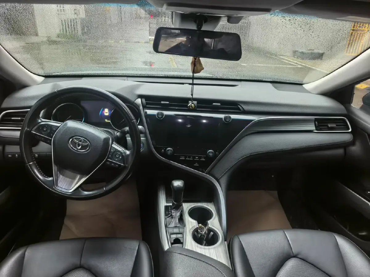 2019 Toyota Camry 2.5L 178HP L4 E-CVT Hybrid,autocango,china used car exporter,china ev exporter,chinese used car exporter,chinese used ev exporter