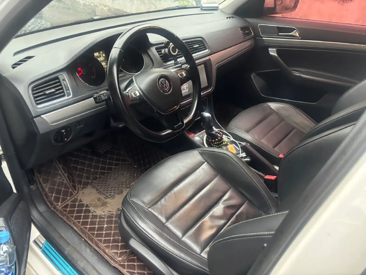 2017 Volkswagen Lavida 1.4T 131HP L4 7DCT,autocango,china used car exporter,china ev exporter,chinese used car exporter,chinese used ev exporter