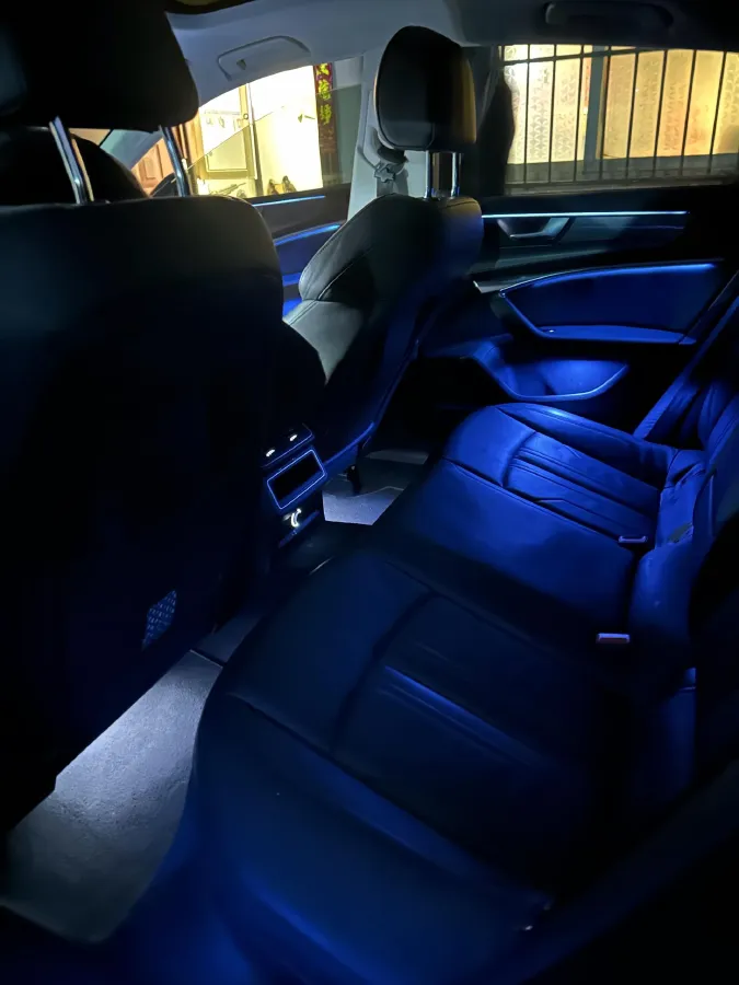 2021 Audi A7 2.0T 245HP L4 7DCT,autocango,china used car exporter,china ev exporter,chinese used car exporter,chinese used ev exporter