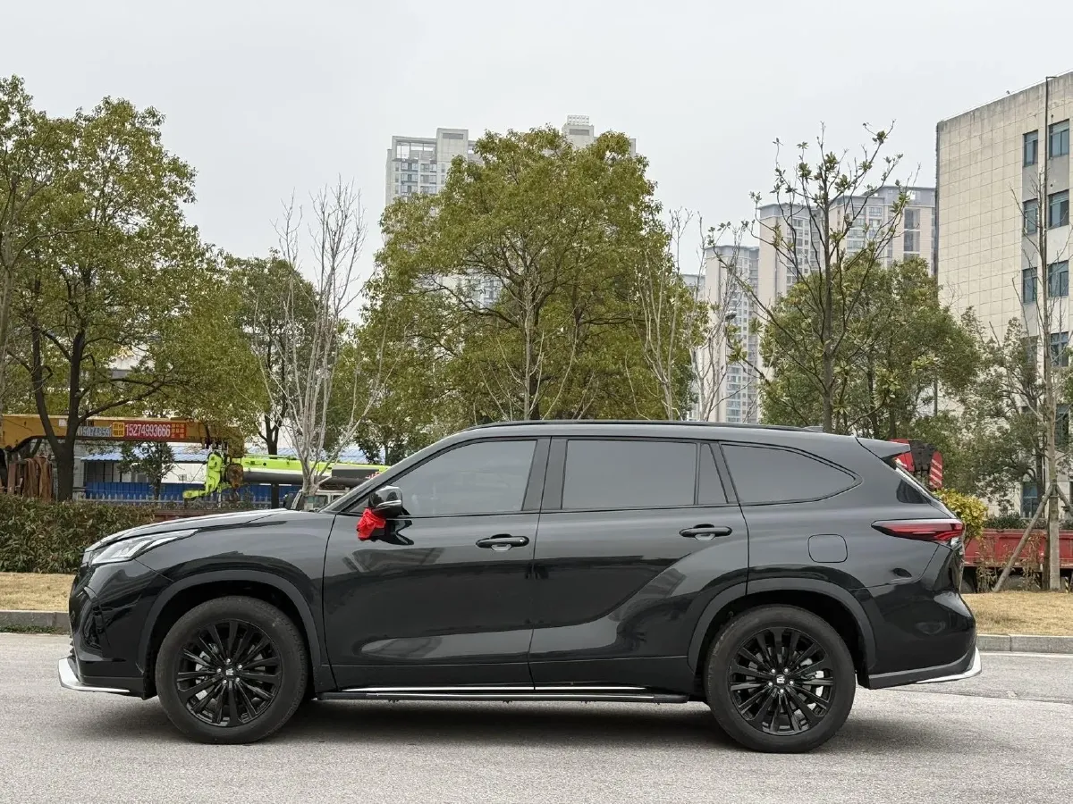 2024 Toyota Crown Kluger 2.0T 248HP L4 8AT,autocango,china used car exporter,china ev exporter,chinese used car exporter,chinese used ev exporter