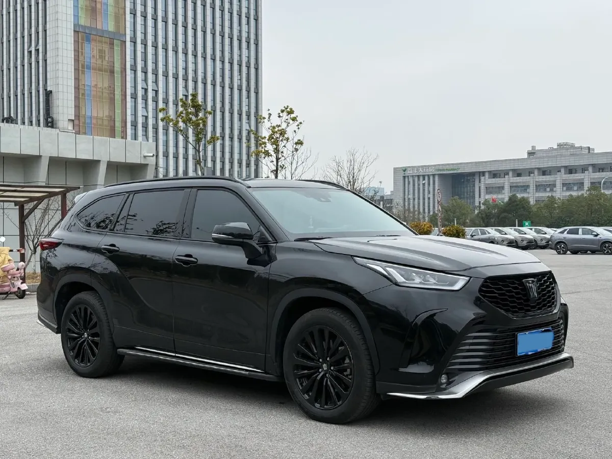 2024 Toyota Crown Kluger 2.0T 248HP L4 8AT,autocango,china used car exporter,china ev exporter,chinese used car exporter,chinese used ev exporter