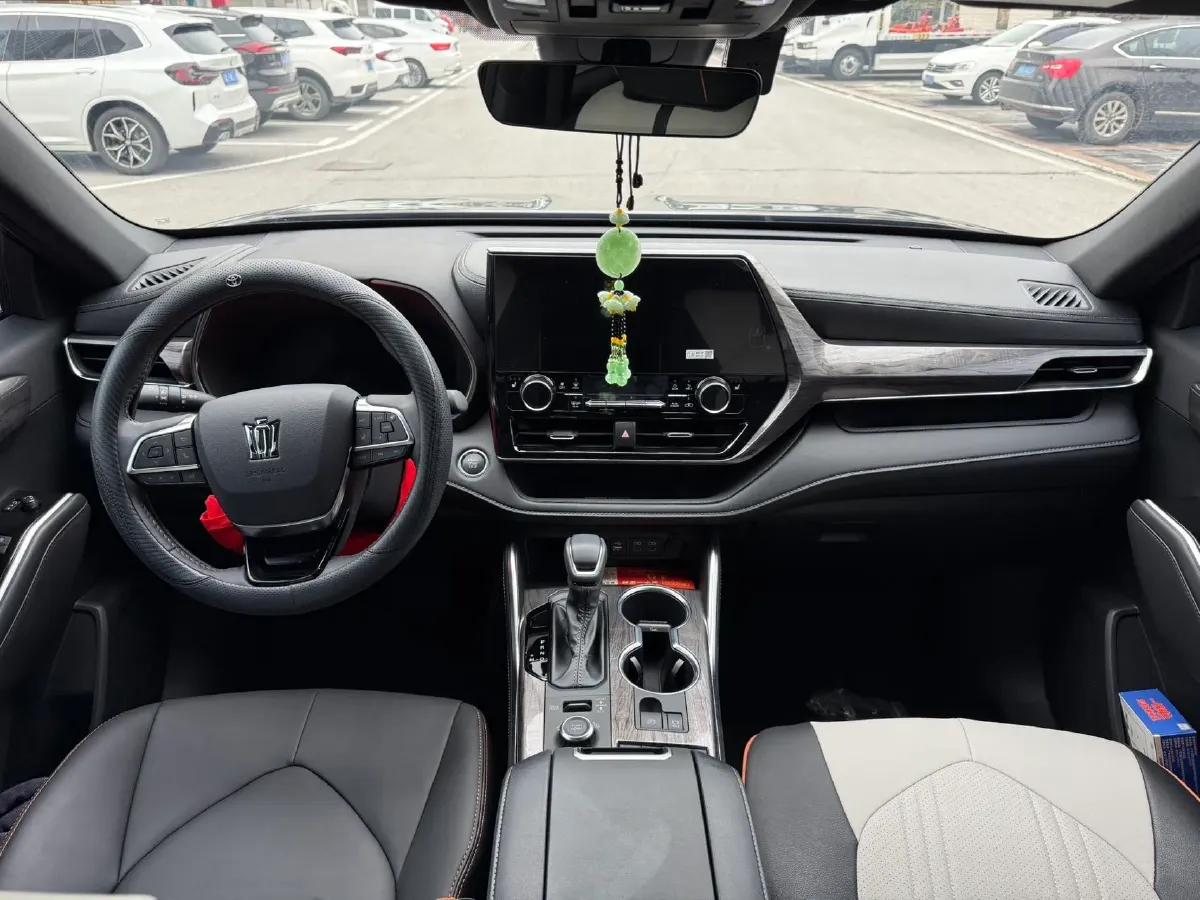 2024 Toyota Crown Kluger 2.0T 248HP L4 8AT,autocango,china used car exporter,china ev exporter,chinese used car exporter,chinese used ev exporter