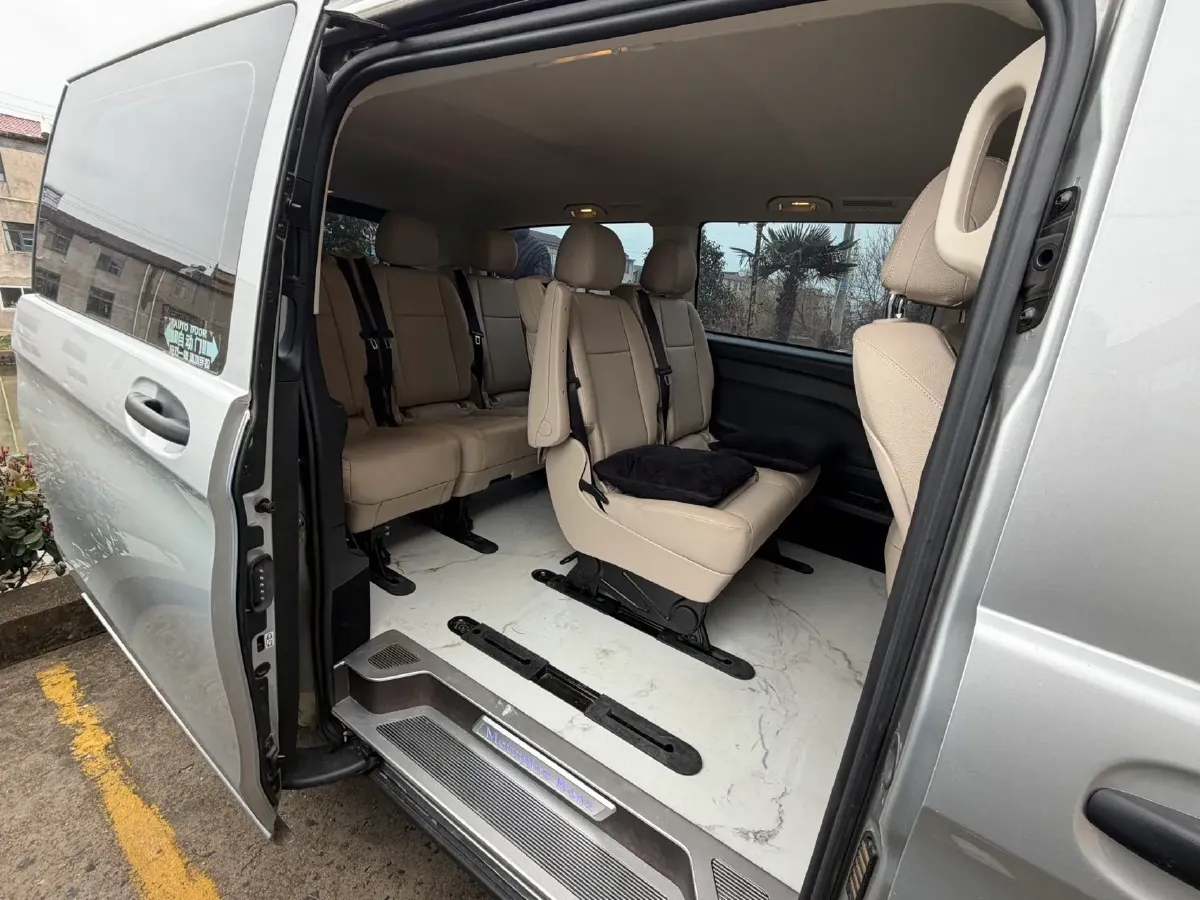 2021 Mercedes-Benz Vito 2.0T 211HP L4 9AT,autocango,china used car exporter,china ev exporter,chinese used car exporter,chinese used ev exporter