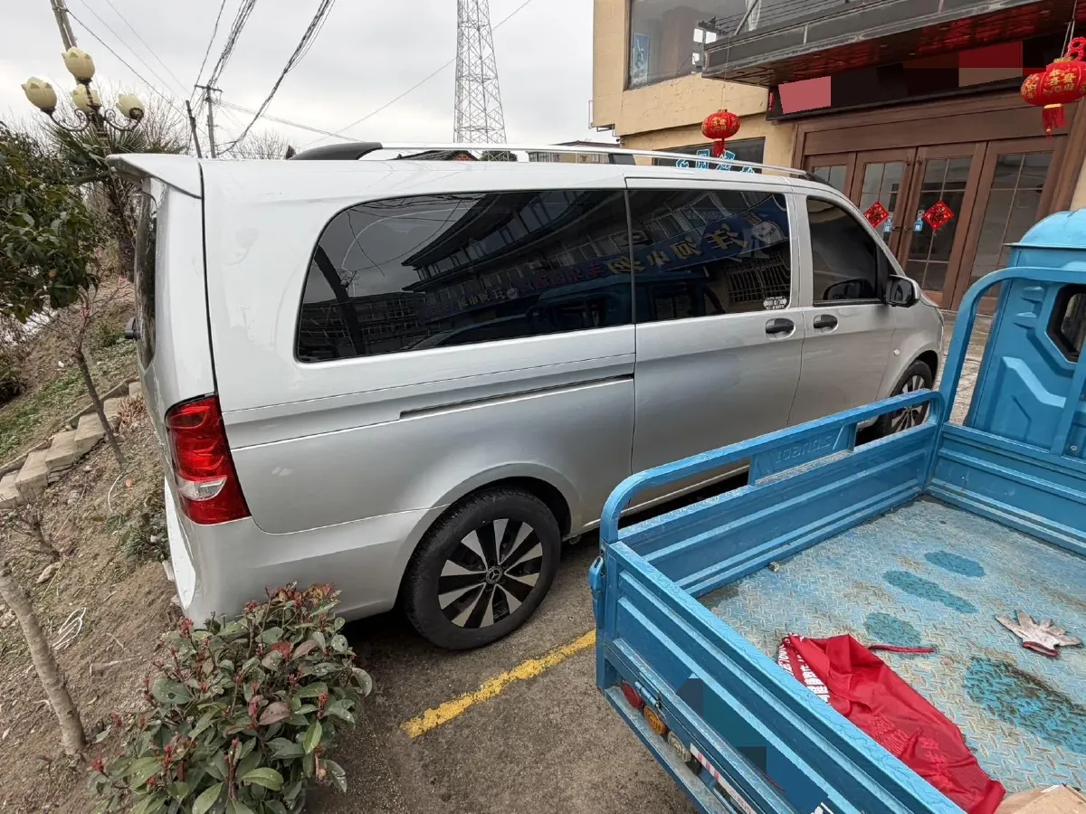 2021 Mercedes-Benz Vito 2.0T 211HP L4 9AT,autocango,china used car exporter,china ev exporter,chinese used car exporter,chinese used ev exporter