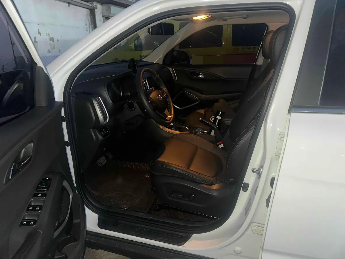 2018 Hyundai ix35 2.0L 160HP L4 6AT,autocango,china used car exporter,china ev exporter,chinese used car exporter,chinese used ev exporter