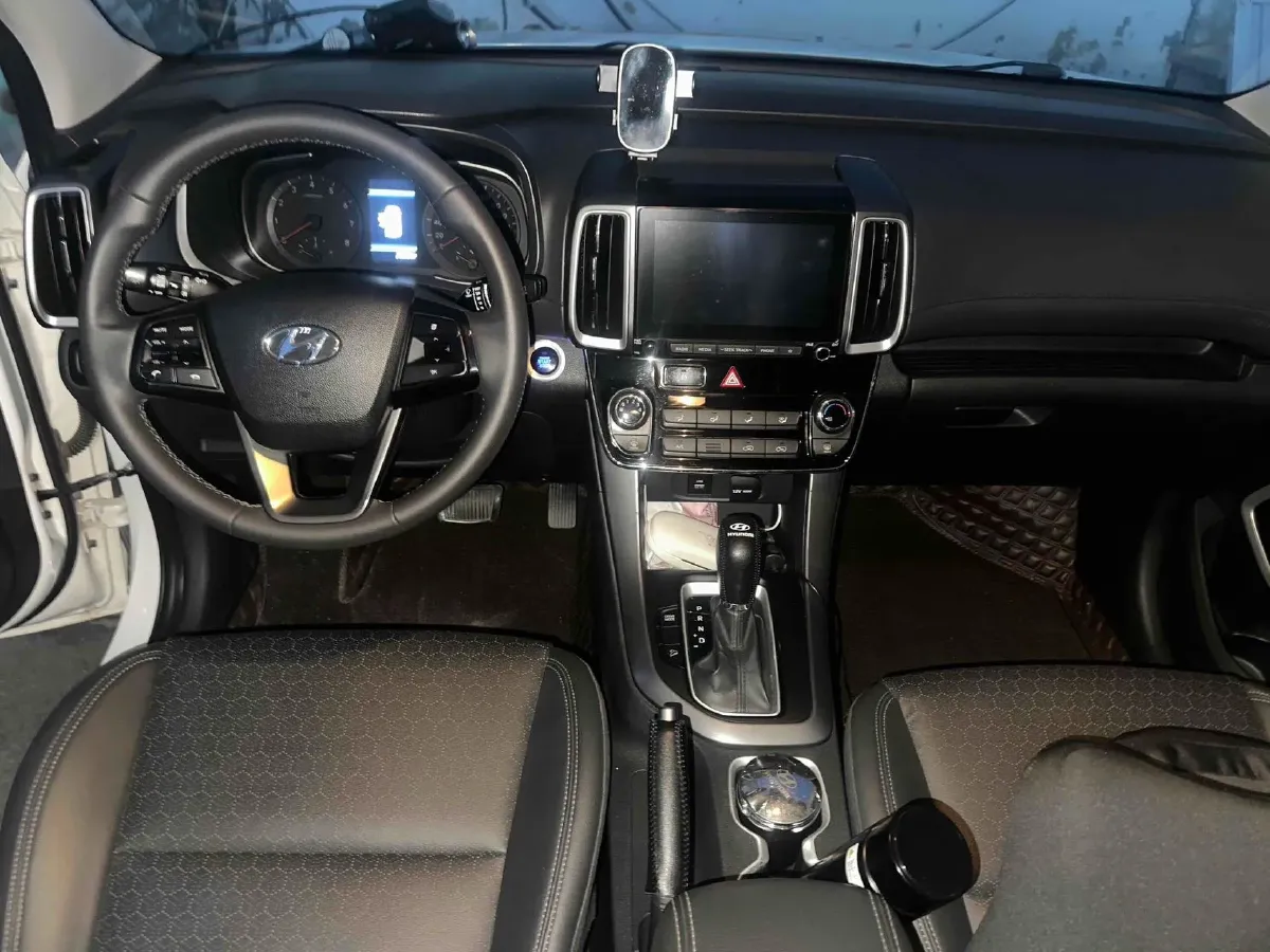 2018 Hyundai ix35 2.0L 160HP L4 6AT,autocango,china used car exporter,china ev exporter,chinese used car exporter,chinese used ev exporter